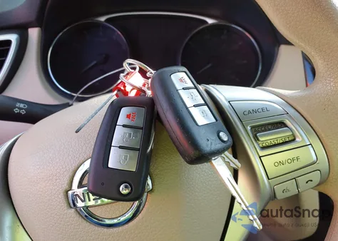 2015 Nissan Rogue S z USA, uszkodzony, nr VIN 5N1AT2MV9FC878140